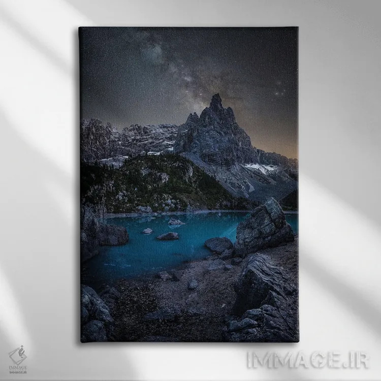 تابلو دکوراتیو سوراپیس اثر فابیو آنتنور - نمای روبهرو روی دیوار