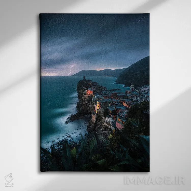 تابلو دکوراتیو طوفان ورناتزا اثر فابیو آنتنور - نمای روبهرو روی دیوار