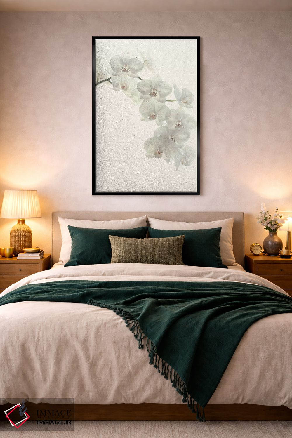 تابلو مینیمال ارکیده های سفید اثر آلیسون فنل - D3B