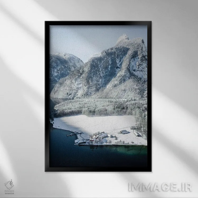 تابلو دکوراتیو کلیسای زمستانی آلمانی اثر فابیان فورتمن - نمای قابدار مشکی