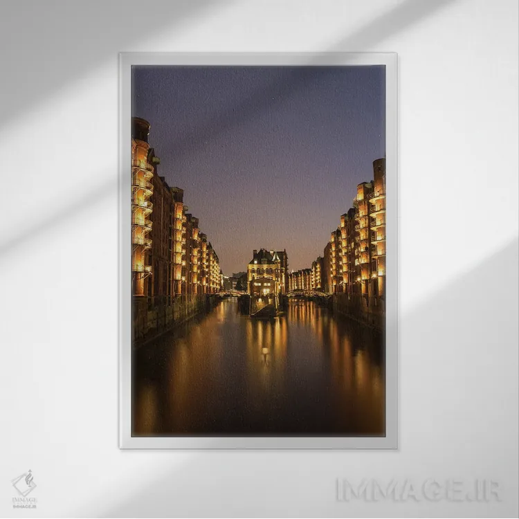 تابلو دکوراتیو چراغ های شهر هامبورگ اثر فابیان فورتمن - نمای قابدار سفید