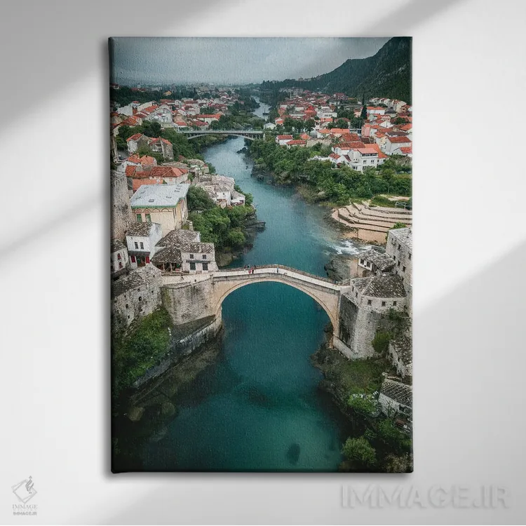 تابلو دکوراتیو پل موستار اثر فابیان فورتمن - نمای روبهرو روی دیوار