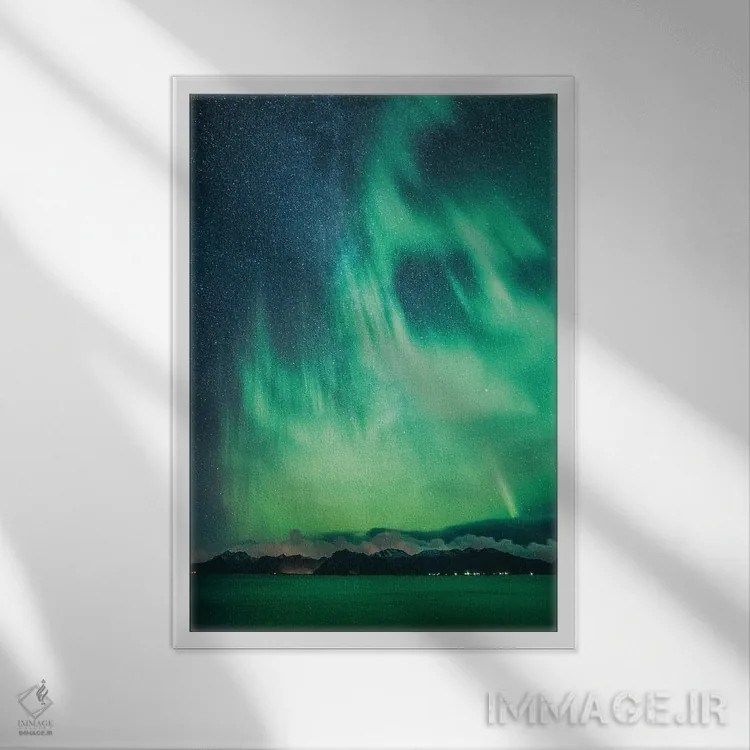 تابلو دکوراتیو آتش در آسمان اثر فابیان فورتمن - نمای قابدار سفید