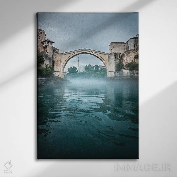 تابلو دکوراتیو موستار مه آلود اثر فابیان فورتمن - نمای روبهرو روی دیوار