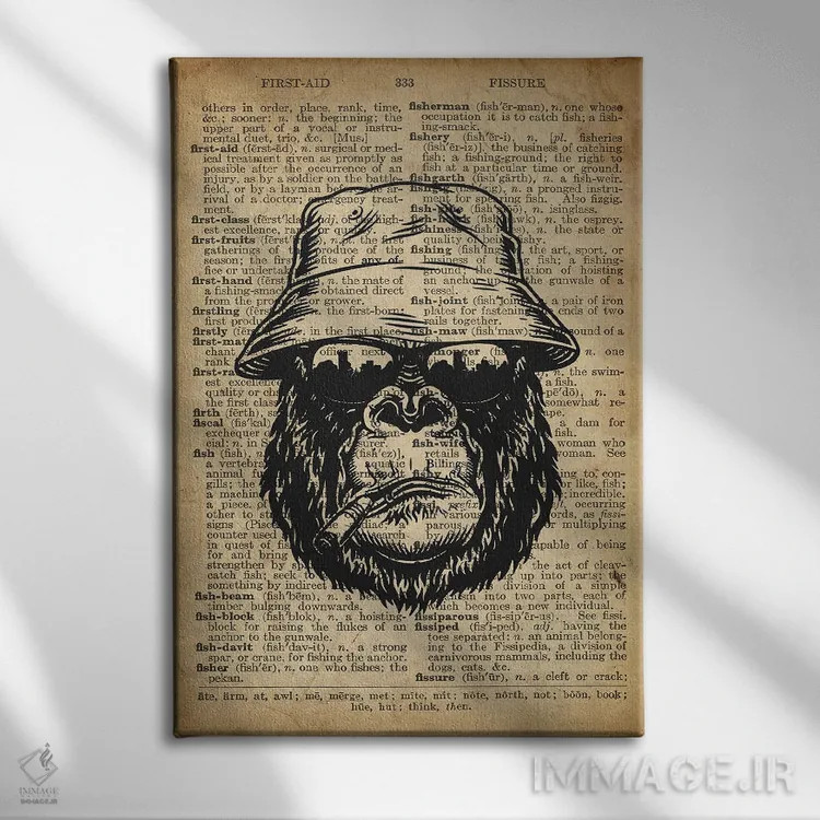 تابلو دکوراتیو گوریل باحال روی کاغذ دیکشنر قدیمی اثر فیشرکرافت - نمای روبهرو روی دیوار