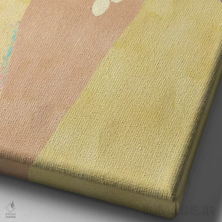 تابلو دکوراتیو نینا در شکوفه اثر فلورا کوتا - نمای نزدیک بافت بوم