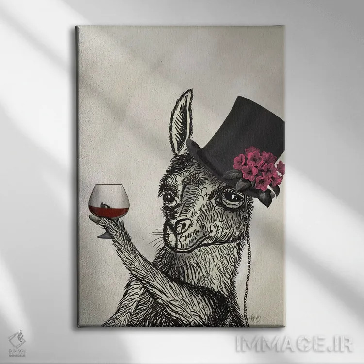 تابلو دکوراتیو لامای سرسبز ۲ اثر فب فانکی - نمای روبهرو روی دیوار