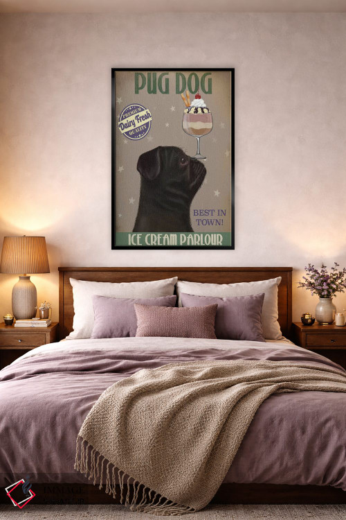 تابلو دکوراتیو پاگ سیاه و بستنی اثر فب فانکی - D4B