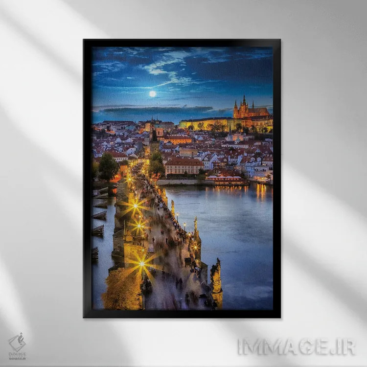 تابلو دکوراتیو شب پراگ اثر فلوریان اولبرشتس - نمای قابدار مشکی