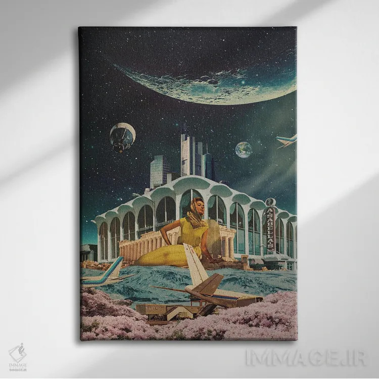 تابلو دکوراتیو "کارت پستالی از سال ۲۳۴۵" اثر فرانک موس - نمای روبهرو روی دیوار