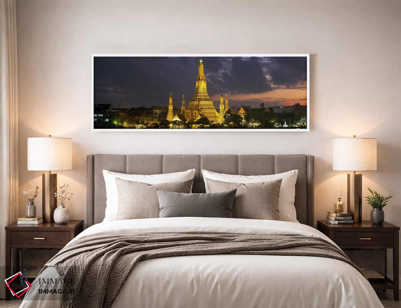 تابلو دکوراتیو معبد بودایی روشن شده در سپیده دم، وات آرون، رود چائو پر… اثر پانورامیک ایمجز - D4W