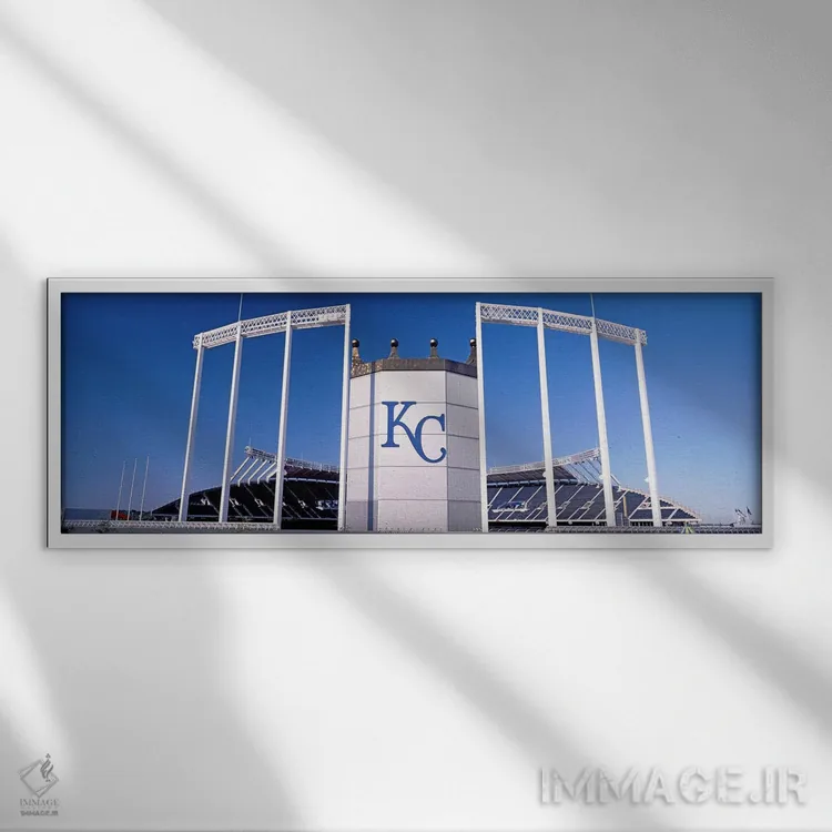 تابلو دکوراتیو استادیوم بیسبال، استادیوم کافمن، کانزاس سیتی، میزوری، ا… اثر پانورامیک ایمجز - نمای قابدار سفید