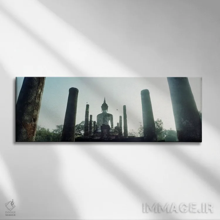 تابلو دکوراتیو مجسمه بودا در معبد، پارک تاریخی سوخوتای، سوخوتای، تایلن… اثر پانورامیک ایمجز - نمای روبهرو روی دیوار