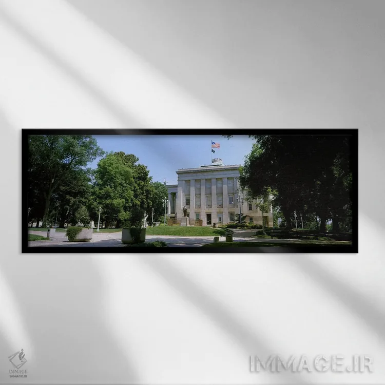 تابلو دکوراتیو ساختمان دولتی در یک شهر، تالار شهر، رالی، شهرستان ویک… اثر پانورامیک ایمجز - نمای قابدار مشکی