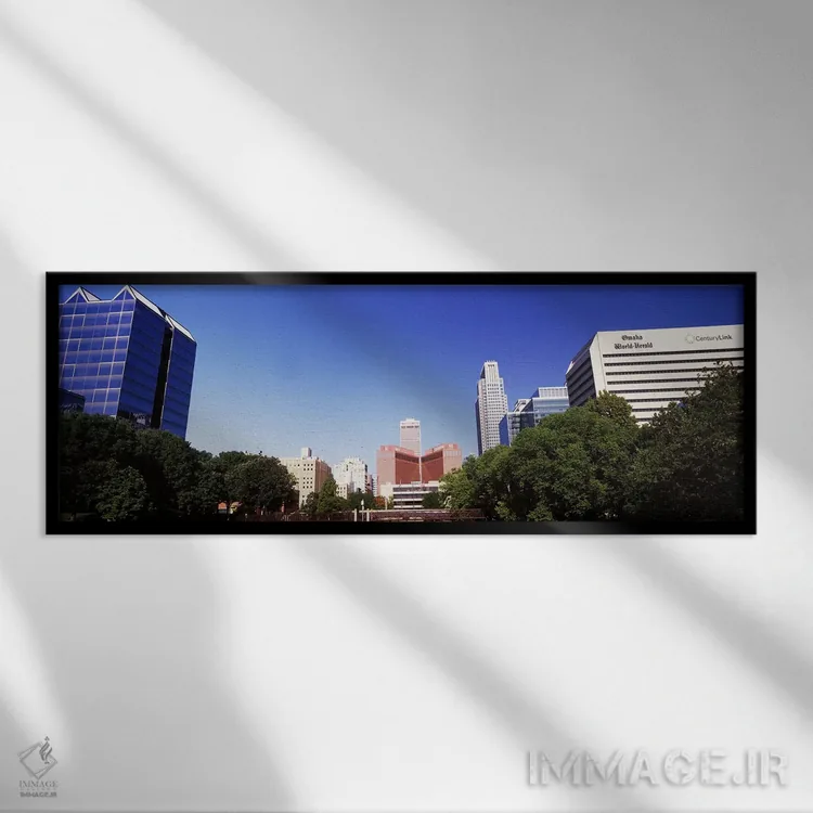 تابلو دکوراتیو ساختمان ها در یک شهر، ساختمان کوئست، اوماها، نبراسکا، ا… اثر پانورامیک ایمجز - نمای قابدار مشکی