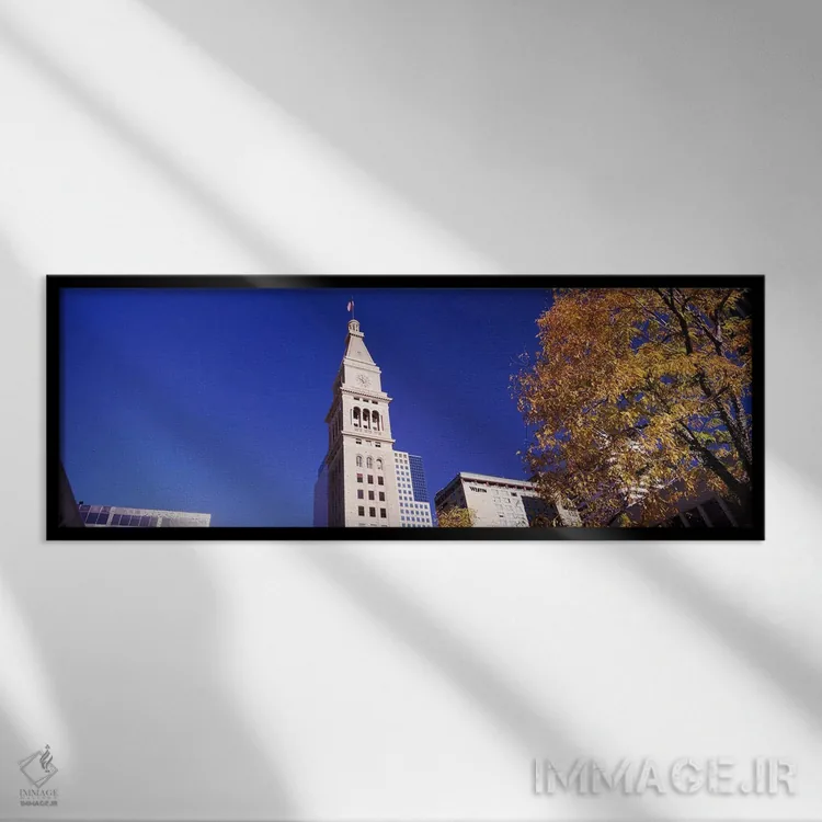 تابلو دکوراتیو نمای پایین از یک برج ساعت، دنور، کلرادو، ایالات متحده آ… اثر پانورامیک ایمجز - نمای قابدار مشکی