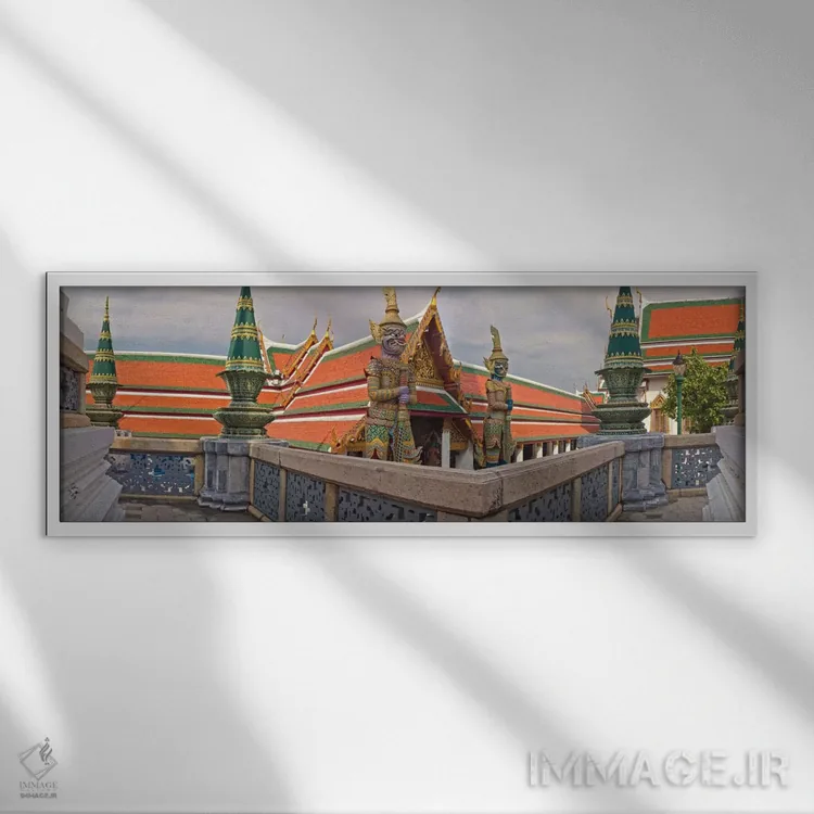 تابلو دکوراتیو Thailand" - "کاخ بزرگ مجموعه ای از ساختمان ها در قلب با… اثر پانورامیک ایمجز - نمای قابدار سفید