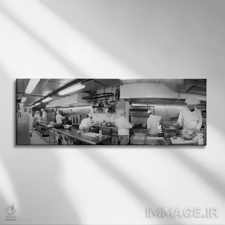 تابلو دکوراتیو Chefs In Kitchen" - "سیاه وسفید، آشپزها در آشپزخانه" اثر پانورامیک ایمجز - نمای روبهرو روی دیوار