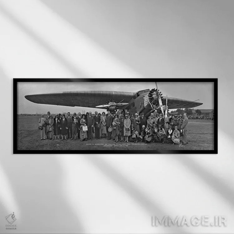 تابلو دکوراتیو املیا ارهارت در فرودگاه واشینگتن دی سی اثر پانورامیک ایمجز - نمای قابدار مشکی