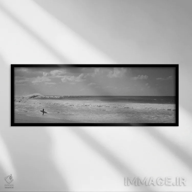 تابلو دکوراتیو North Shore, Oahu, Hawaii, USA" - "موج سوار ایستاده بر… اثر پانورامیک ایمجز - نمای قابدار مشکی