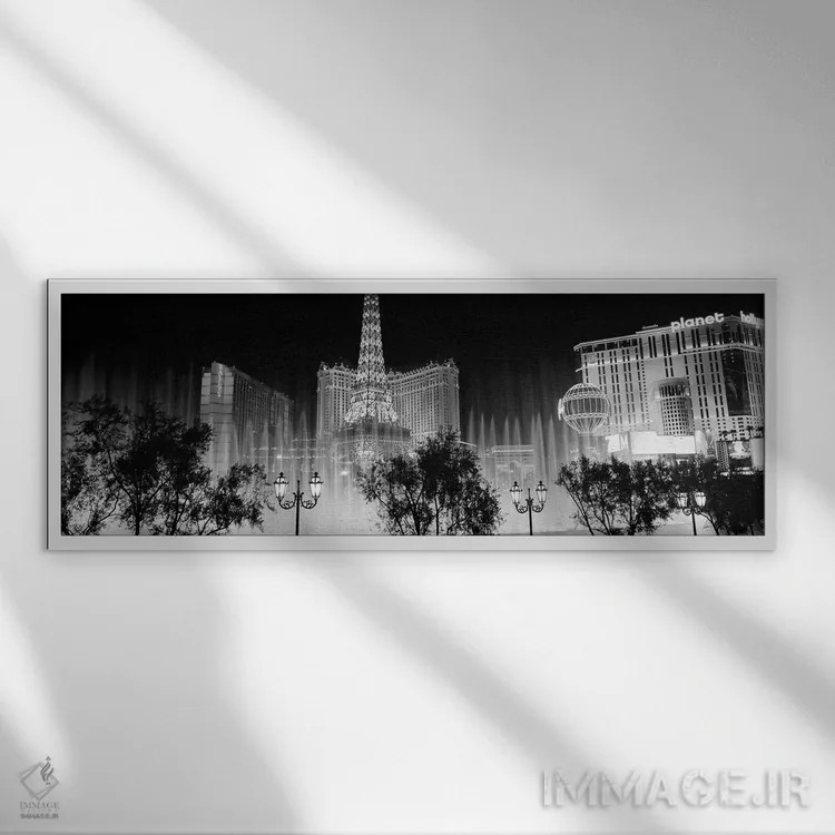تابلو دکوراتیو The Strip, Las Vegas, Nevada, USA" - "هتل ها در یک شهر… اثر پانورامیک ایمجز - نمای قابدار سفید