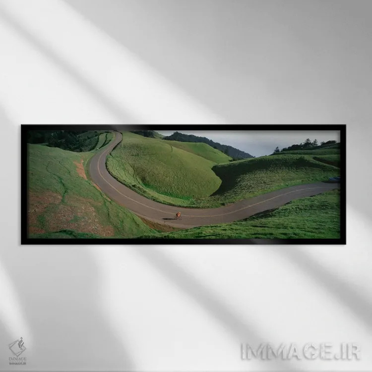 تابلو دکوراتیو دوچرخه سوار تنها، بولیناس ریج، شهرستان مارین، کالیفرنیا… اثر پانورامیک ایمجز - نمای قابدار مشکی