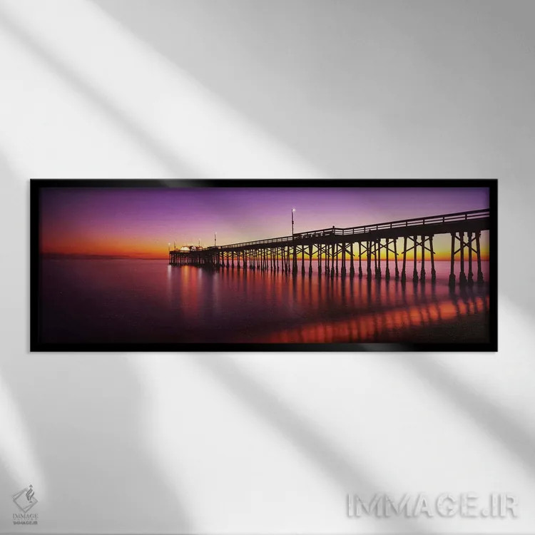 تابلو دکوراتیو اسکله بالبوآ در غروب، ساحل نیوپورت، شهرستان اورنج، کالی… اثر پانورامیک ایمجز - نمای قابدار مشکی