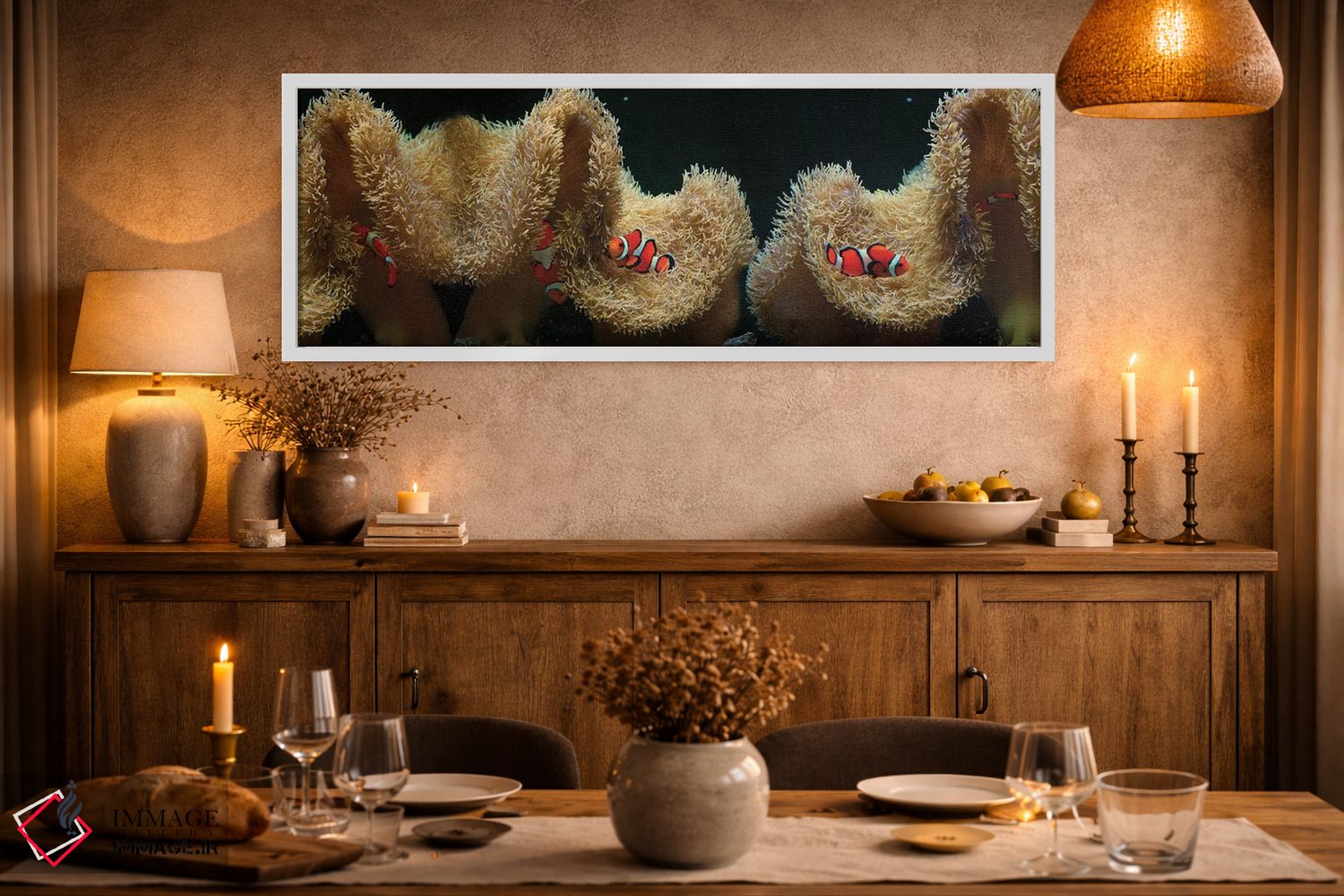 تابلو دکوراتیو ماهی دلقک در حال شنا در نزدیکی مرجان اثر پانورامیک ایمجز - D1W