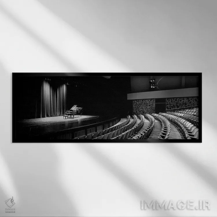 تابلو دکوراتیو پیانو بزرگ روی صحنه سالن کنسرت، دانشگاه هاوایی، هیلو، ه… اثر پانورامیک ایمجز - نمای قابدار مشکی