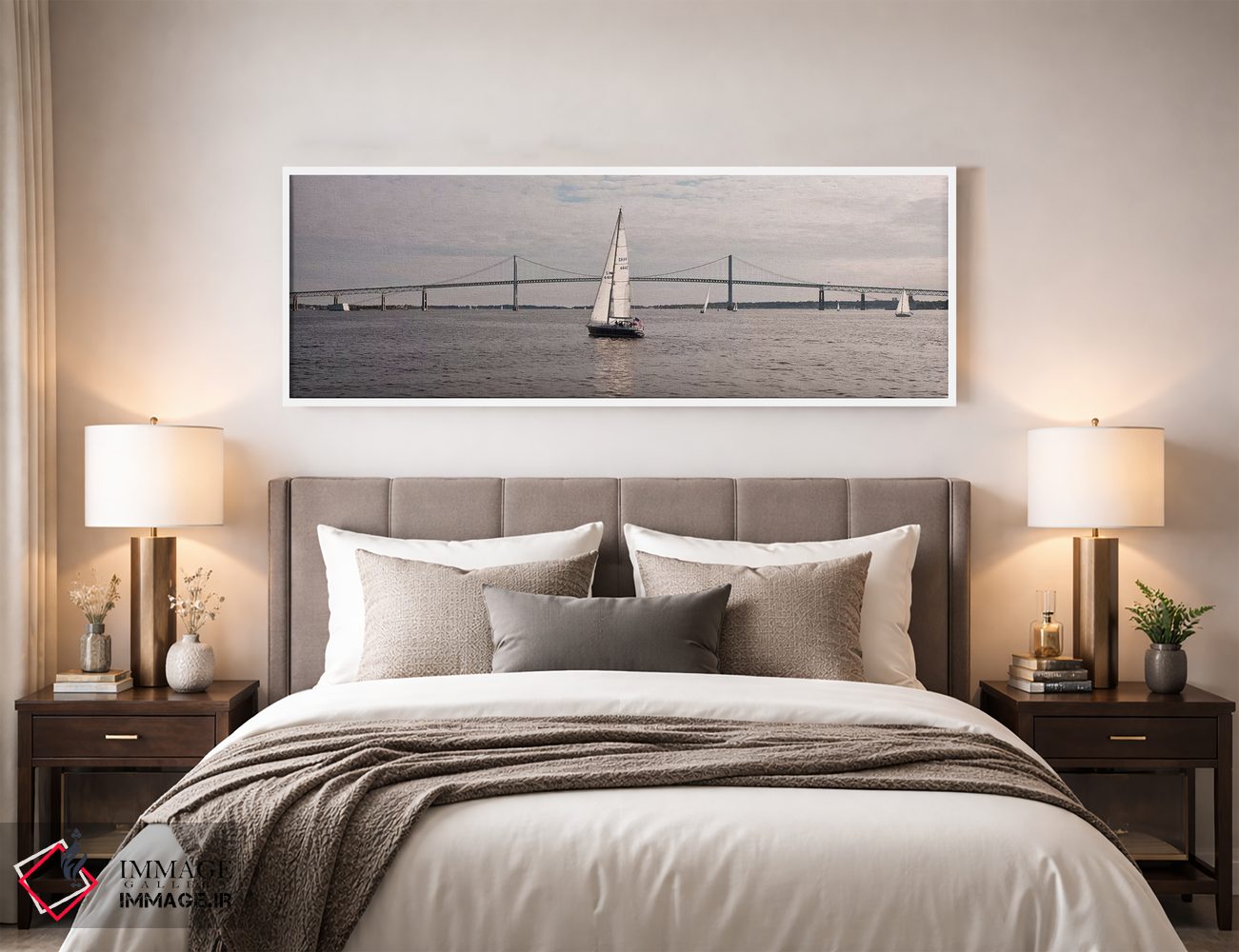 تابلو دکوراتیو قایق بادبانی گریفون سوآن 44 در حال رقابت در مسابقات قای… اثر پانورامیک ایمجز - D4W