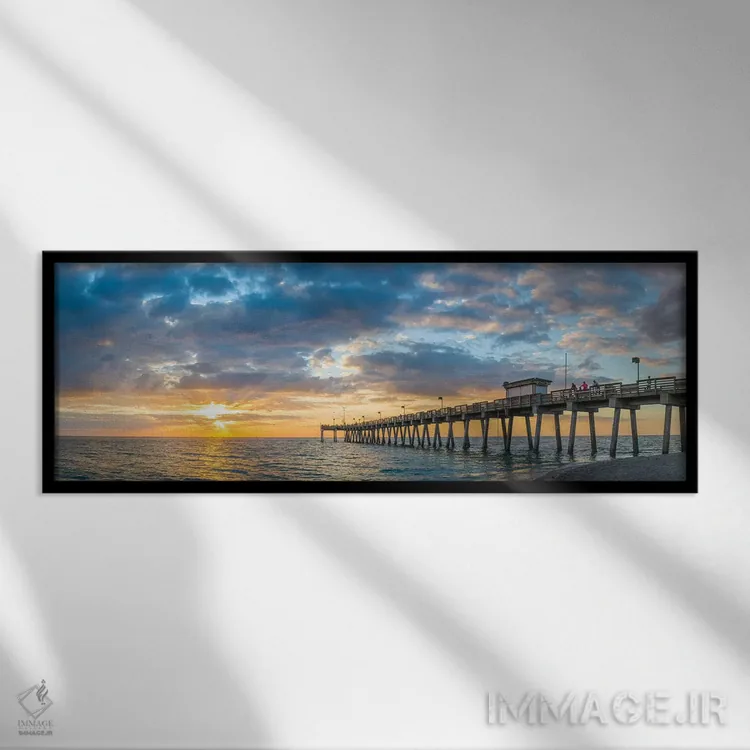 تابلو دکوراتیو Venice, Sarasota County, Florida, USA" - "اسکله در اقیا… اثر پانورامیک ایمجز - نمای قابدار مشکی