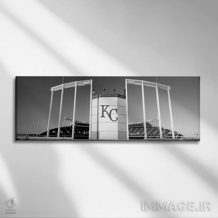 تابلو دکوراتیو "ورزشگاه بیسبال، ورزشگاه کافمن، کانزاس سیتی، میسوری، ای… اثر پانورامیک ایمجز - نمای روبهرو روی دیوار