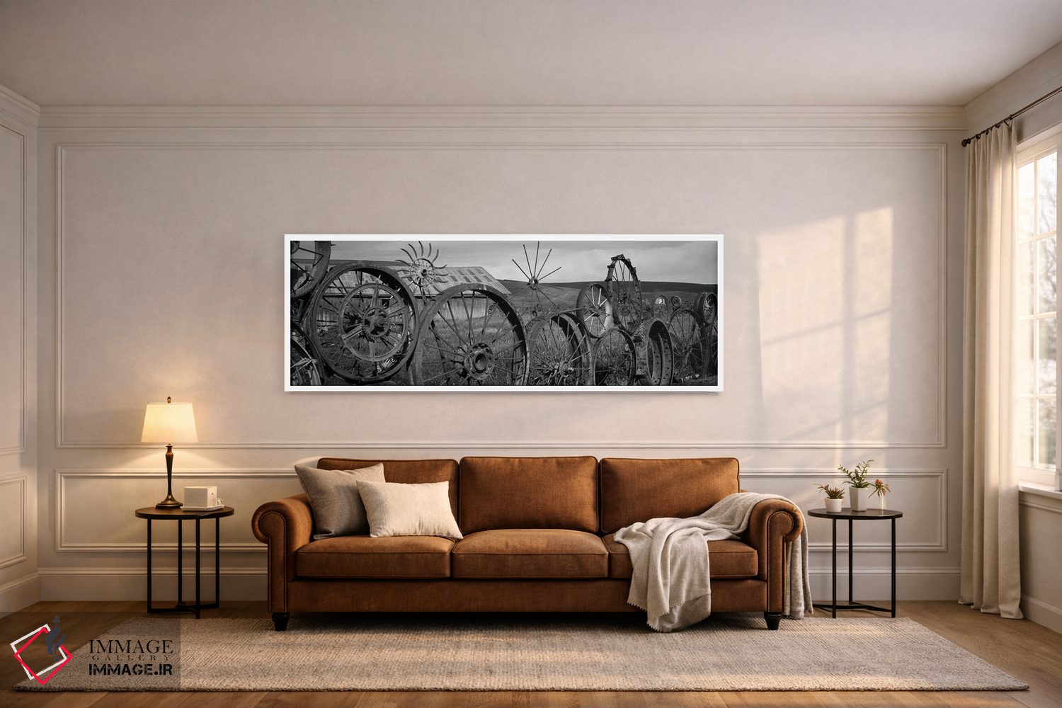 تابلو دکوراتیو "انبار قدیمی با حصاری از چرخ ها، پالووس، شهرستان ویتمن… اثر پانورامیک ایمجز - D5W
