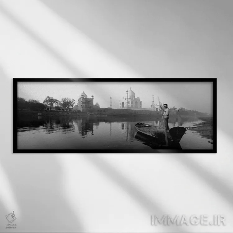تابلو دکوراتیو "بازتاب یک مقبره در رودخانه، تاج محل، رودخانه یامونا، آ… اثر پانورامیک ایمجز - نمای قابدار مشکی