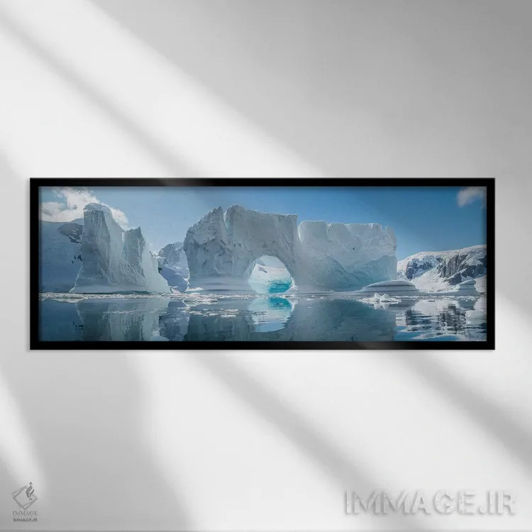 تابلو دکوراتیو Antarctic Peninsula, Antarctica" - "یخچال های شناور در… اثر پانورامیک ایمجز - نمای قابدار مشکی