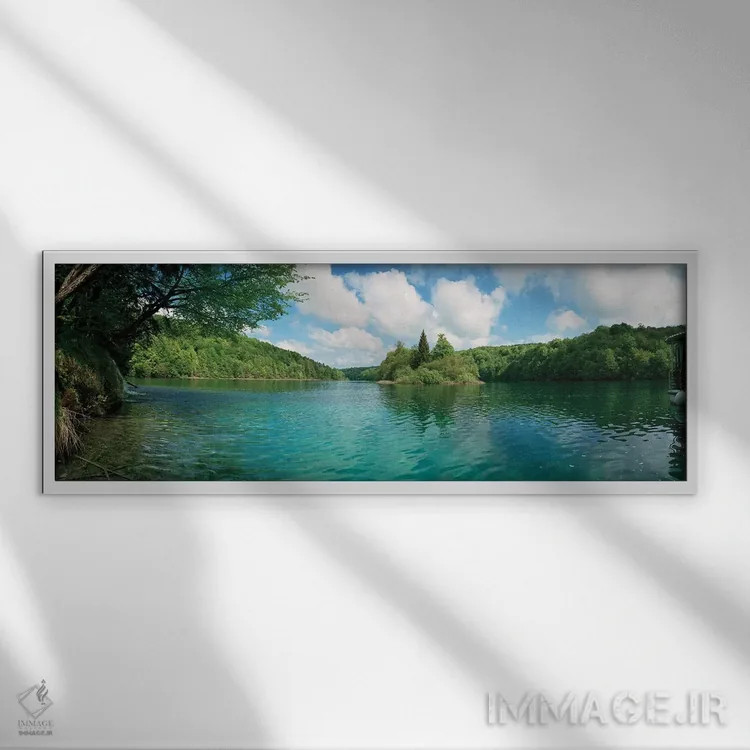 تابلو دکوراتیو نمای زیبای یک دریاچه، پارک ملی دریاچه های پلیتویس، شهرس… اثر پانورامیک ایمجز - نمای قابدار سفید