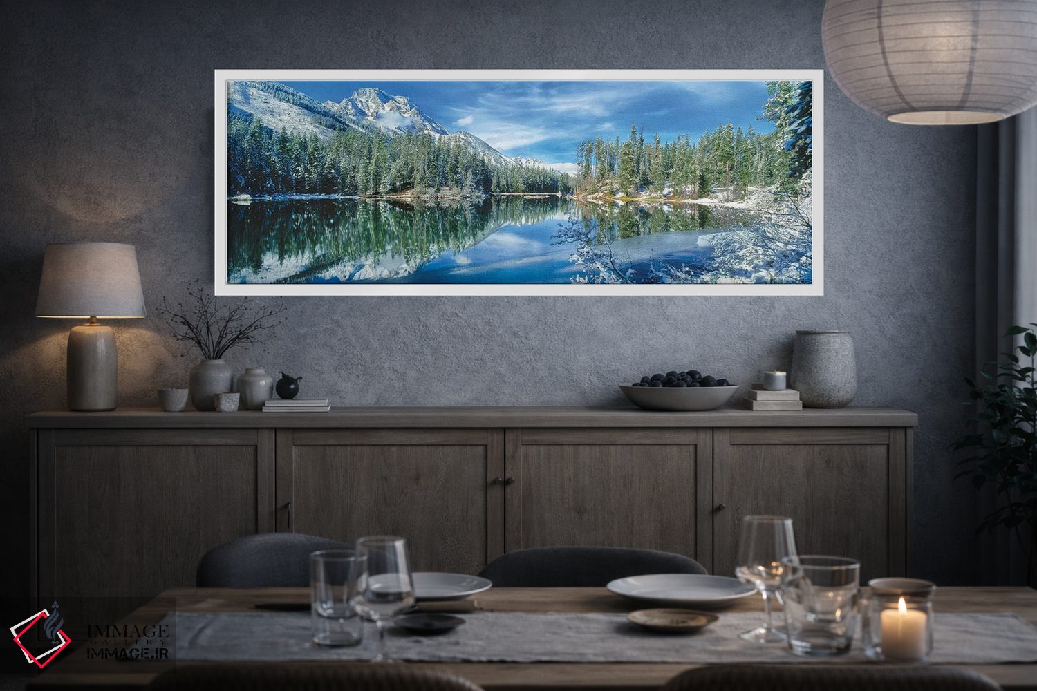 تابلو دکوراتیو کوه و درختان پوشیده از برف که در دریاچه منعکس شده اند… اثر پانورامیک ایمجز - D3W