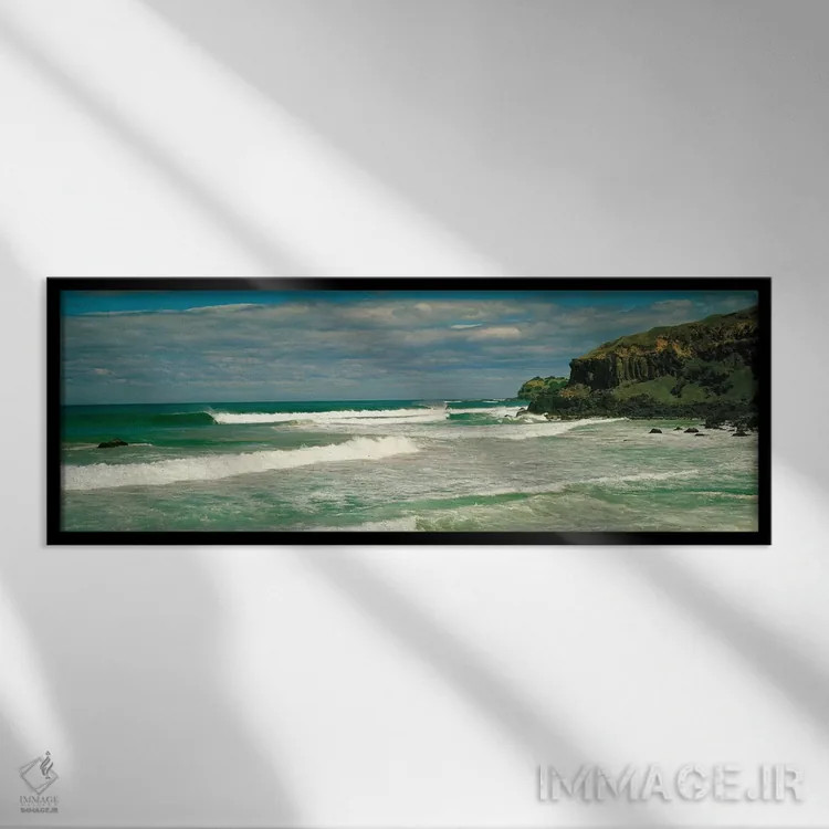 تابلو دکوراتیو "موج ها که به ساحل می شکنند، پشت سر لنکس هد، نیو ساوت و… اثر پانورامیک ایمجز - نمای قابدار مشکی