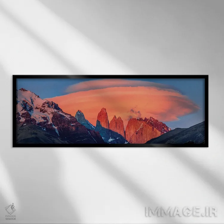 تابلو دکوراتیو منظره ای با کوه ها در هنگام غروب، پارک ملی تورس دل پاین… اثر پانورامیک ایمجز - نمای قابدار مشکی