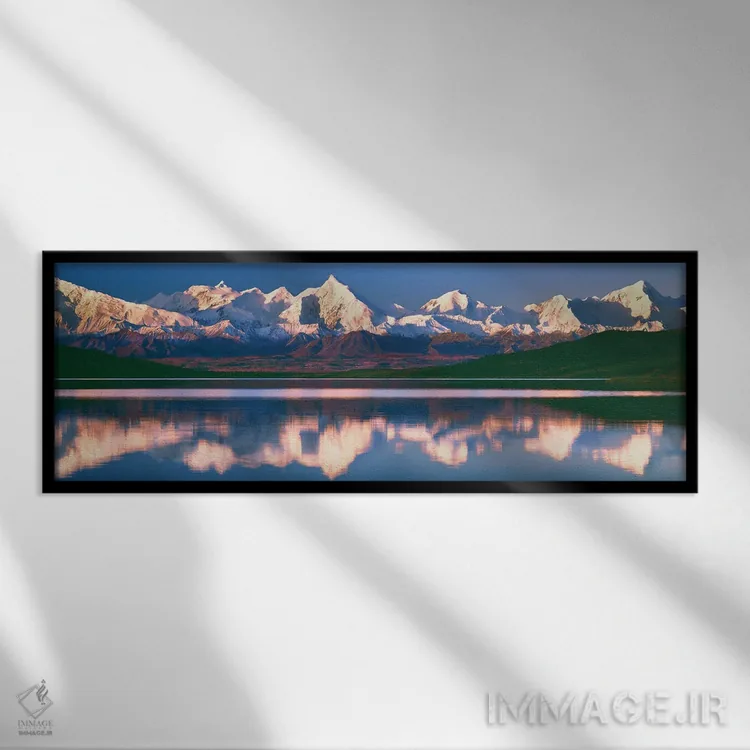 تابلو دکوراتیو Denali National Park, Alaska, USA,کوه های پوشیده از برف… اثر پانورامیک ایمجز - نمای قابدار مشکی