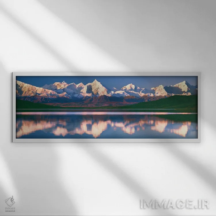 تابلو دکوراتیو Denali National Park, Alaska, USA,کوه های پوشیده از برف… اثر پانورامیک ایمجز - نمای قابدار سفید