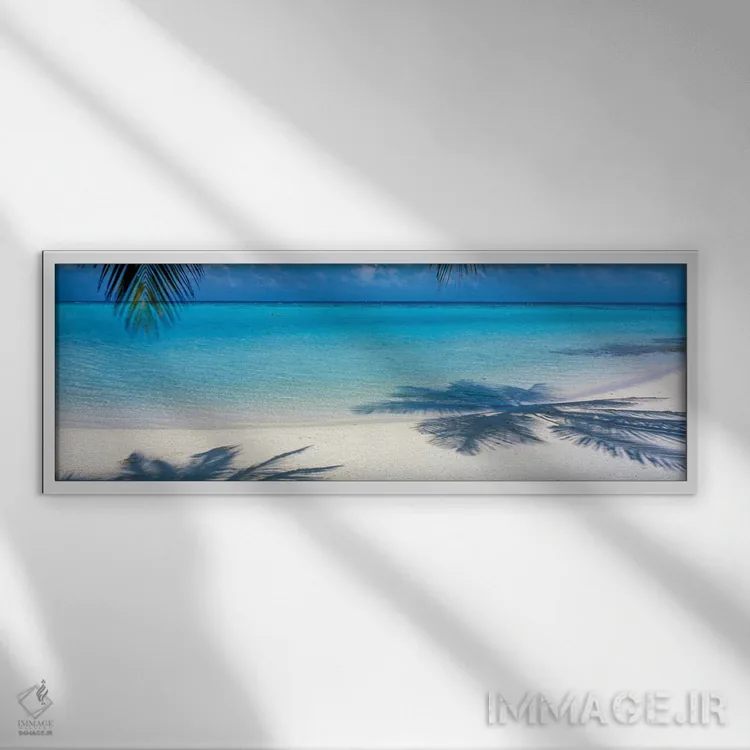تابلو دکوراتیو لاگونا مالدیو اثر پانورامیک ایمجز - نمای قابدار سفید