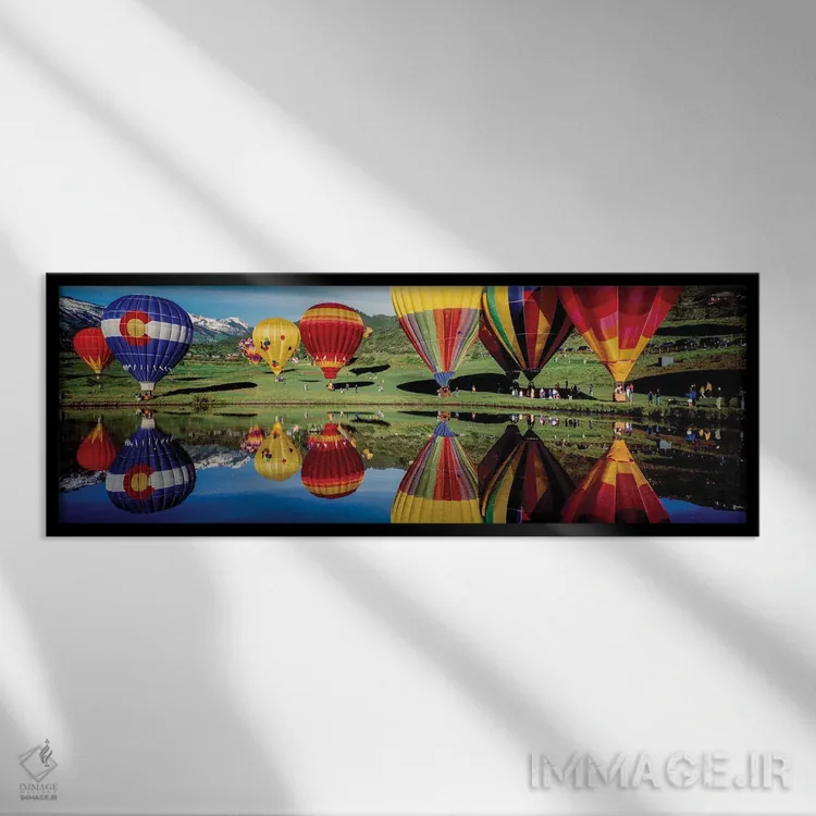 تابلو دکوراتیو انعکاس بالن های هوای گرم در یک دریاچه، دهکده اسنومس، شه… اثر پانورامیک ایمجز - نمای قابدار مشکی