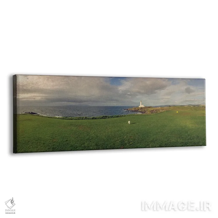 تابلو دکوراتیو زمین گلف با فانوس دریایی در پس زمینه، ترن بری، آیرشر جن… اثر پانورامیک ایمجز - نمای پرسپکتیو محصول