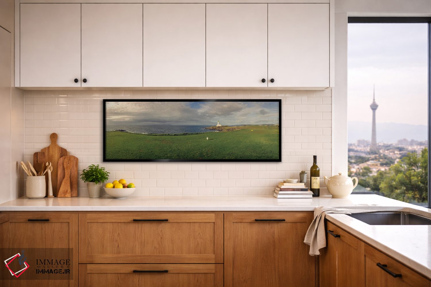 تابلو دکوراتیو زمین گلف با فانوس دریایی در پس زمینه، ترن بری، آیرشر جن… اثر پانورامیک ایمجز - D5B