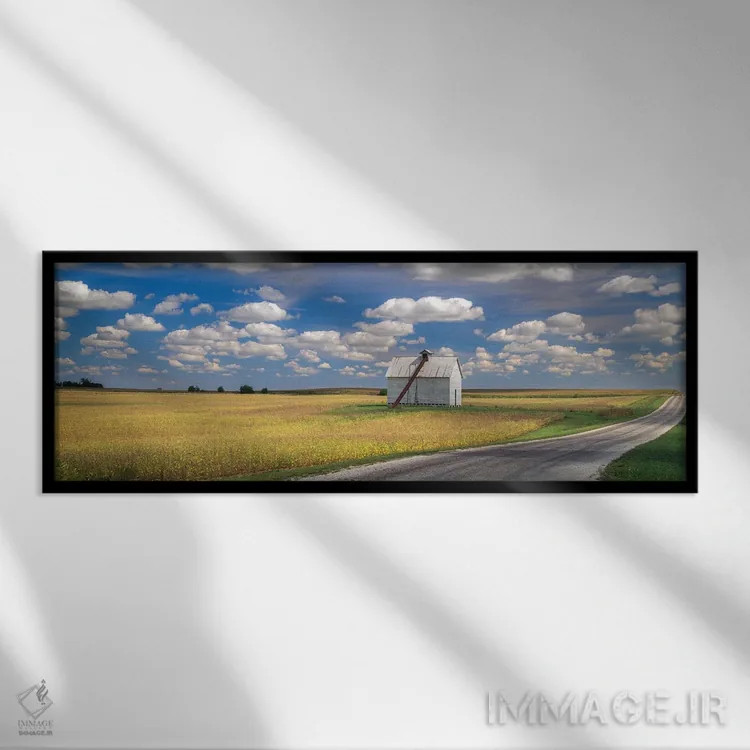 تابلو دکوراتیو Clouds, Barn, Stelle, IL" - "جاده روستایی، ابرها، انبار… اثر پانورامیک ایمجز - نمای قابدار مشکی