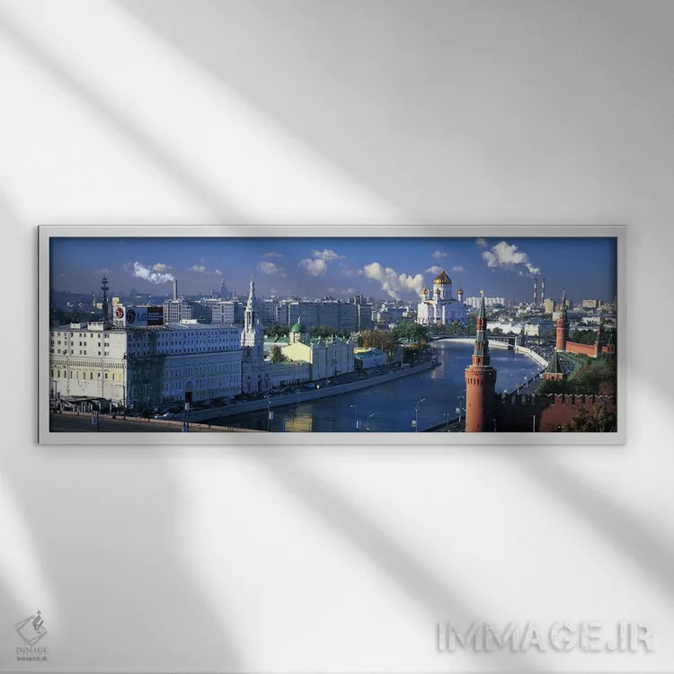 تابلو دکوراتیو Moskva River, Moscow, Russia,ساختمان ها در کنار آب، رود… اثر پانورامیک ایمجز - نمای قابدار سفید