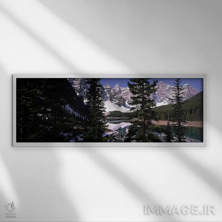 تابلو دکوراتیو Banff, Alberta, Canada,دریاچه در دامنه کوهستان، بنف، آل… اثر پانورامیک ایمجز - نمای قابدار سفید