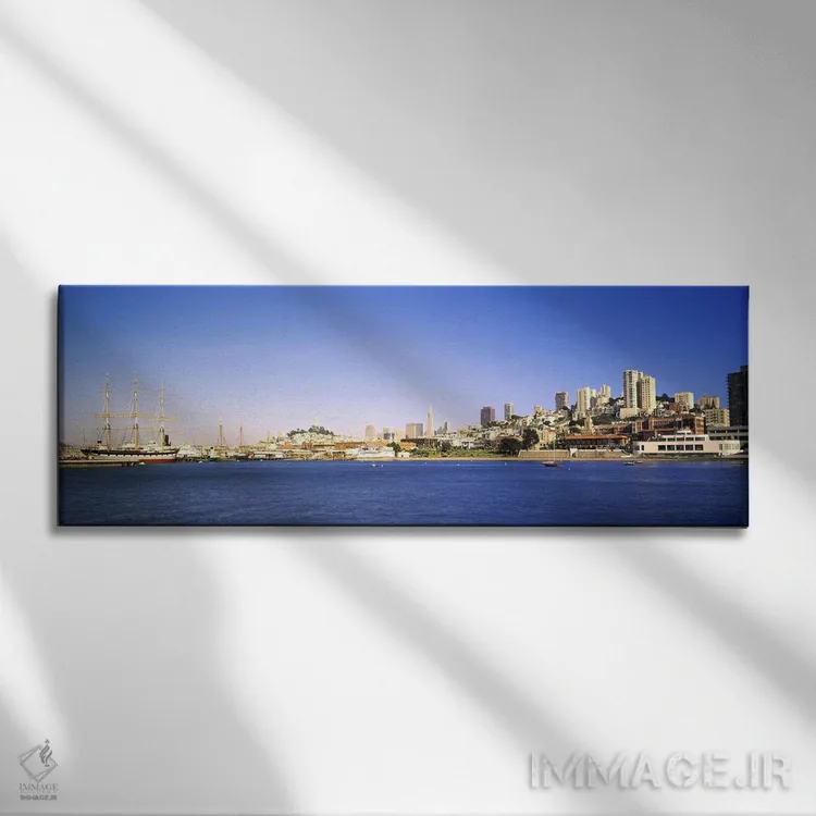 تابلو دکوراتیو Coit Tower, Ghirardelli Square, San Francisco, Californ… اثر پانورامیک ایمجز - نمای روبهرو روی دیوار