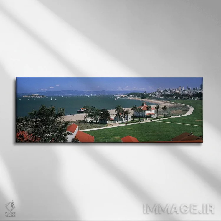 تابلو دکوراتیو Crissy Field, San Francisco, California, USA,ساختمان ها… اثر پانورامیک ایمجز - نمای روبهرو روی دیوار